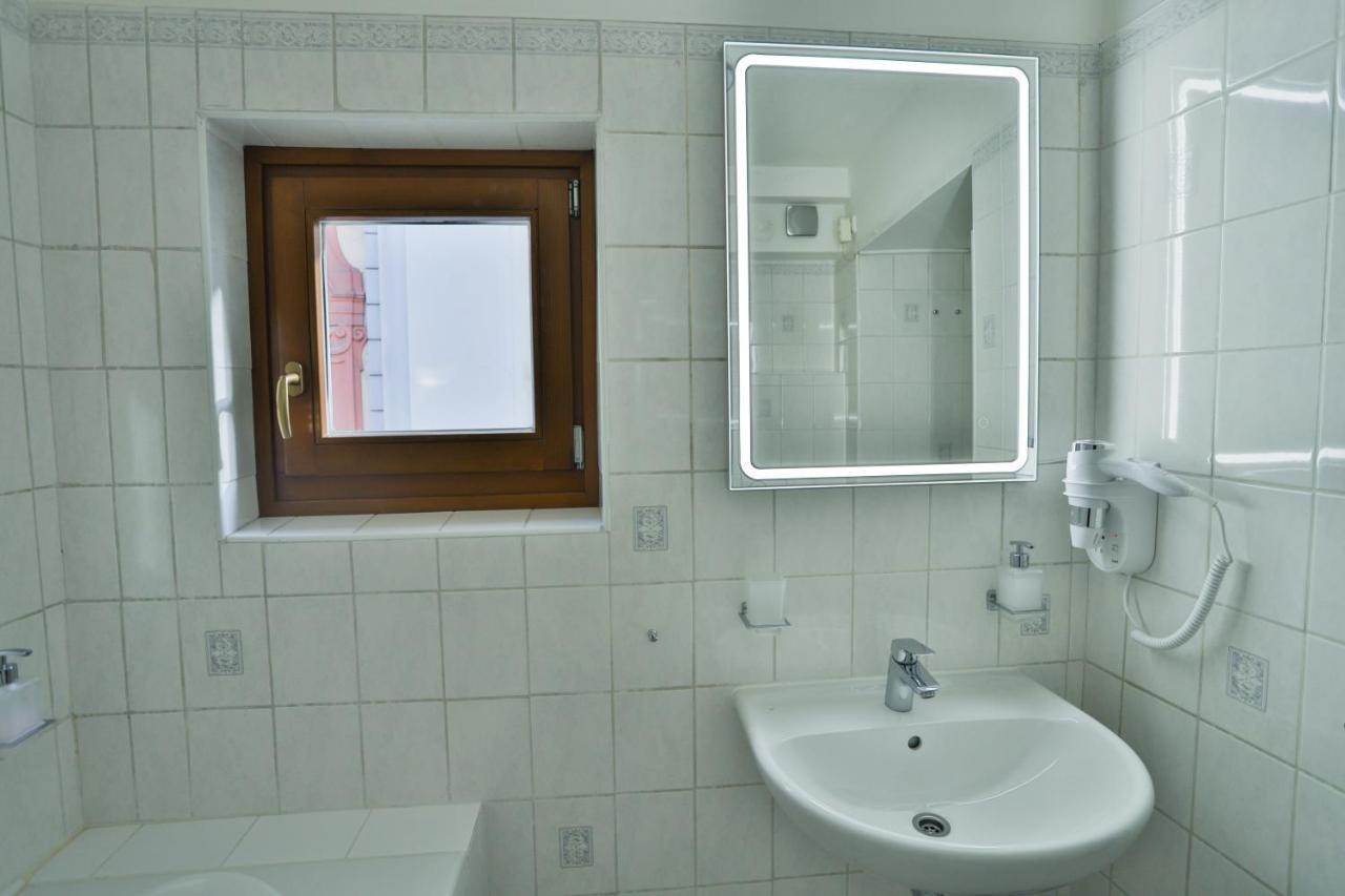 U Schnellu Hotell Praha Eksteriør bilde