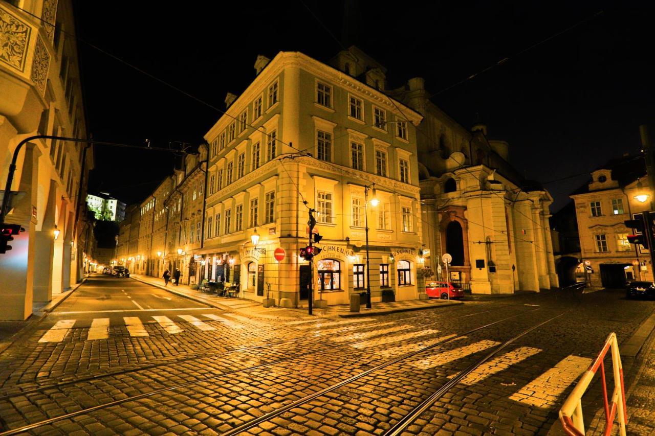 U Schnellu Hotell Praha Eksteriør bilde