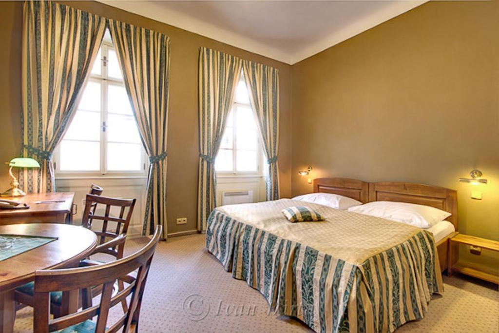 U Schnellu Hotell Praha Rom bilde